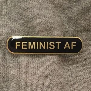🎄🎁 FEMINIST AF hard enamel brass pin NWT